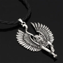 Charger l&#39;image dans la galerie, ☥ Colier en cuir avec pendentif amulette chat égyptien avec ailes, déesse égyptienne Bast
